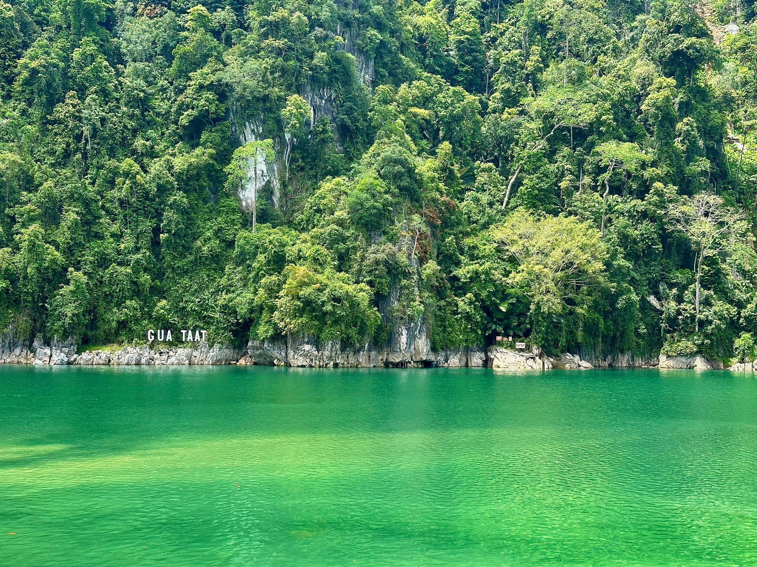 Gua Taat, Tasik Kenyir, Hulu Terengganu