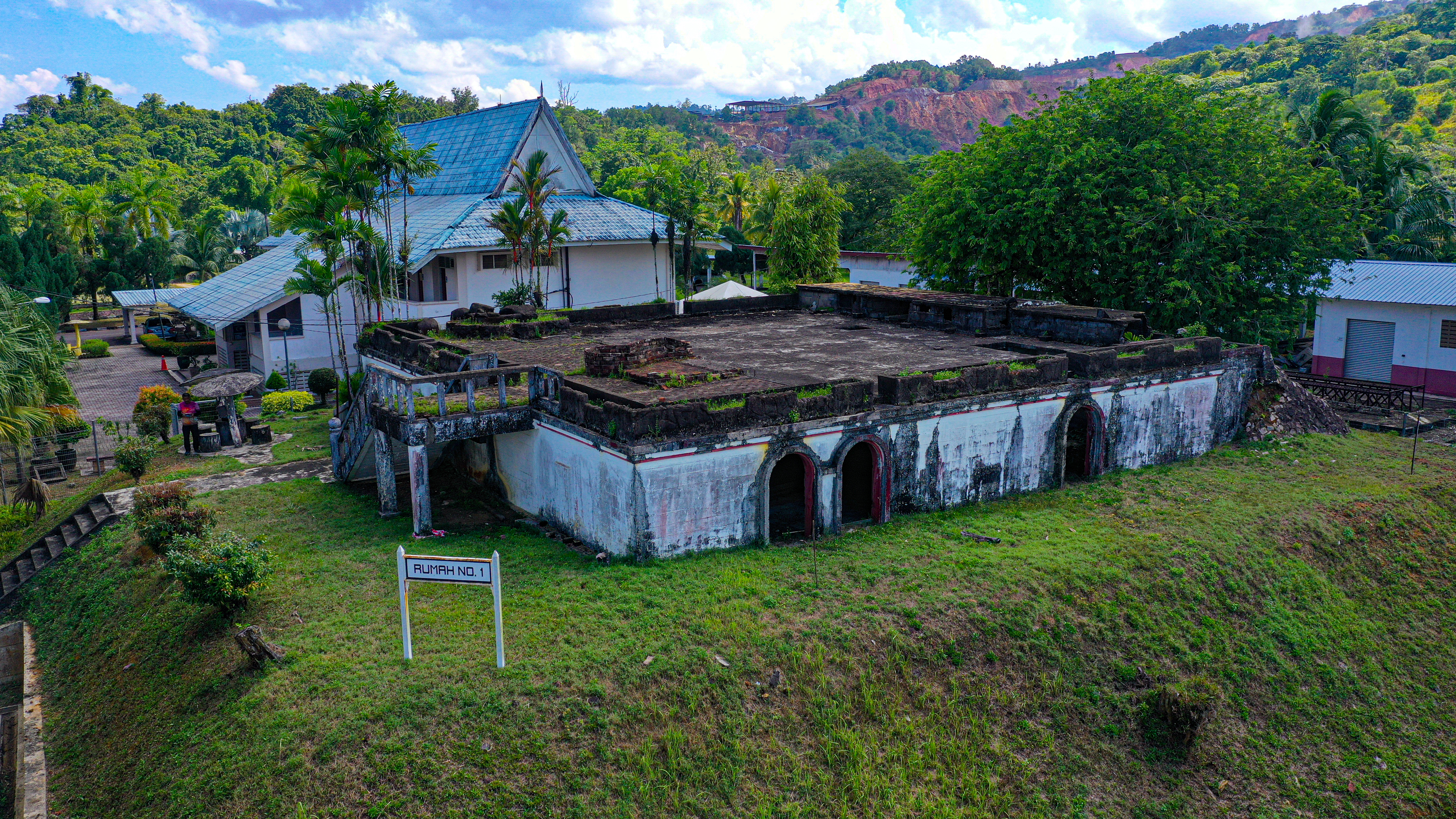 Rumah No 1, Bukit Besi, Dungun
