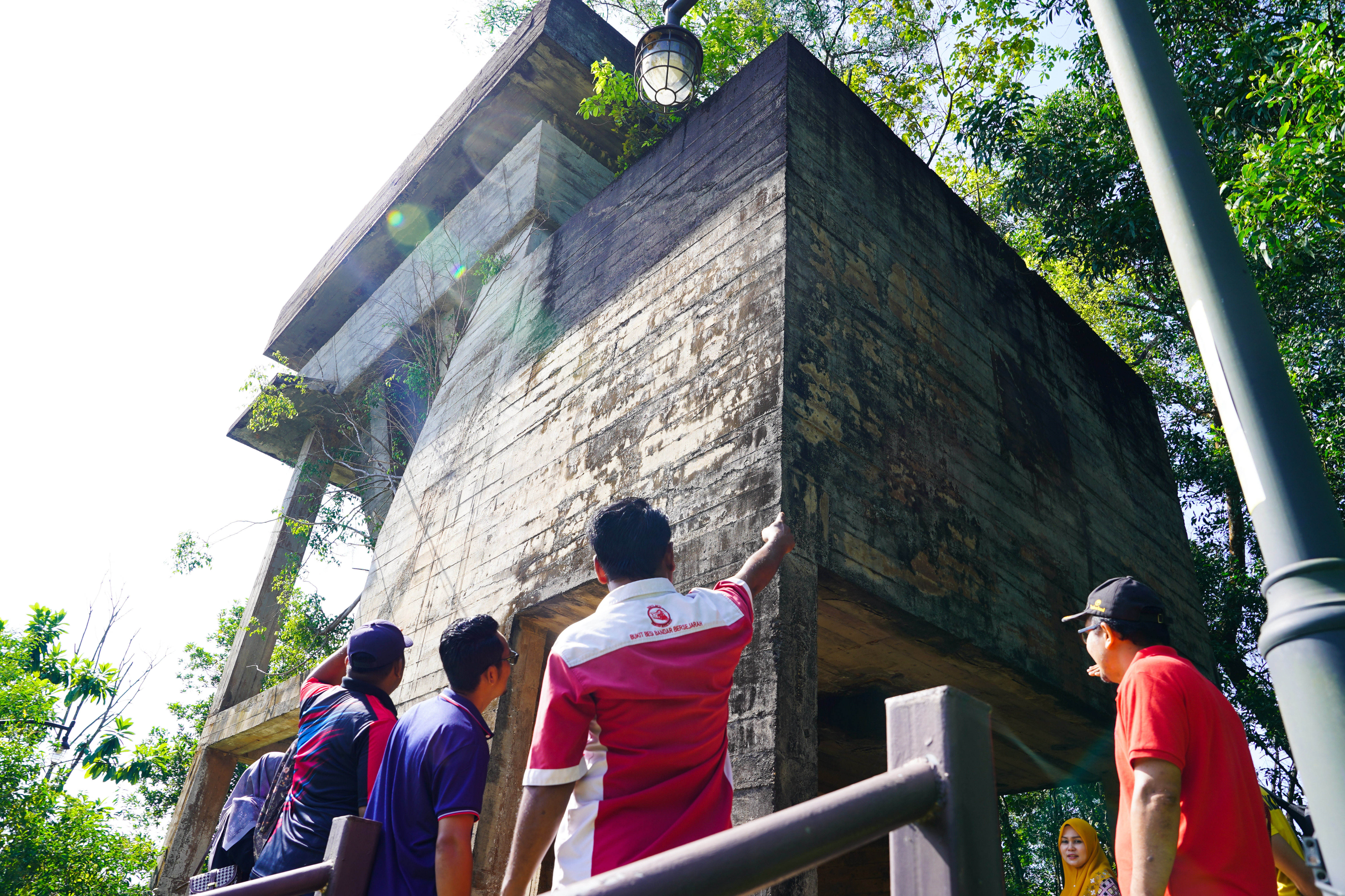 Stesen Crushing Plant, Bukit Besi, Dungun, Terengganu