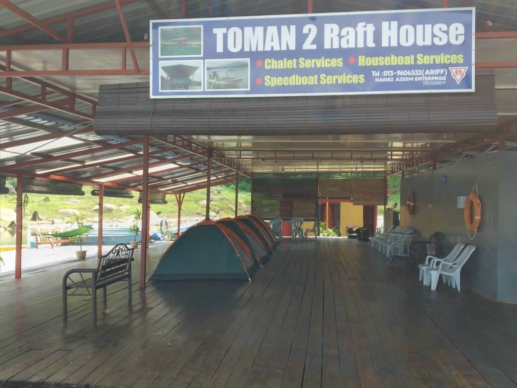Toman 2 Raft House